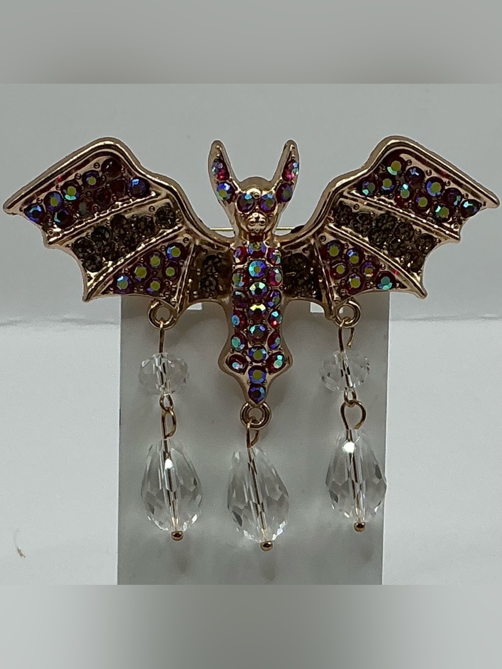 GOLD TONE AURORA BOREALIS CRYSTAL ARTICULATED BEAD BAT BROOCH NWOT